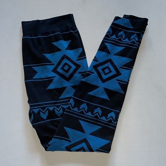 No Boundaries Pants - No Boundaries - Leggings